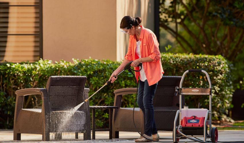 Outdoor Furniture Cleaning